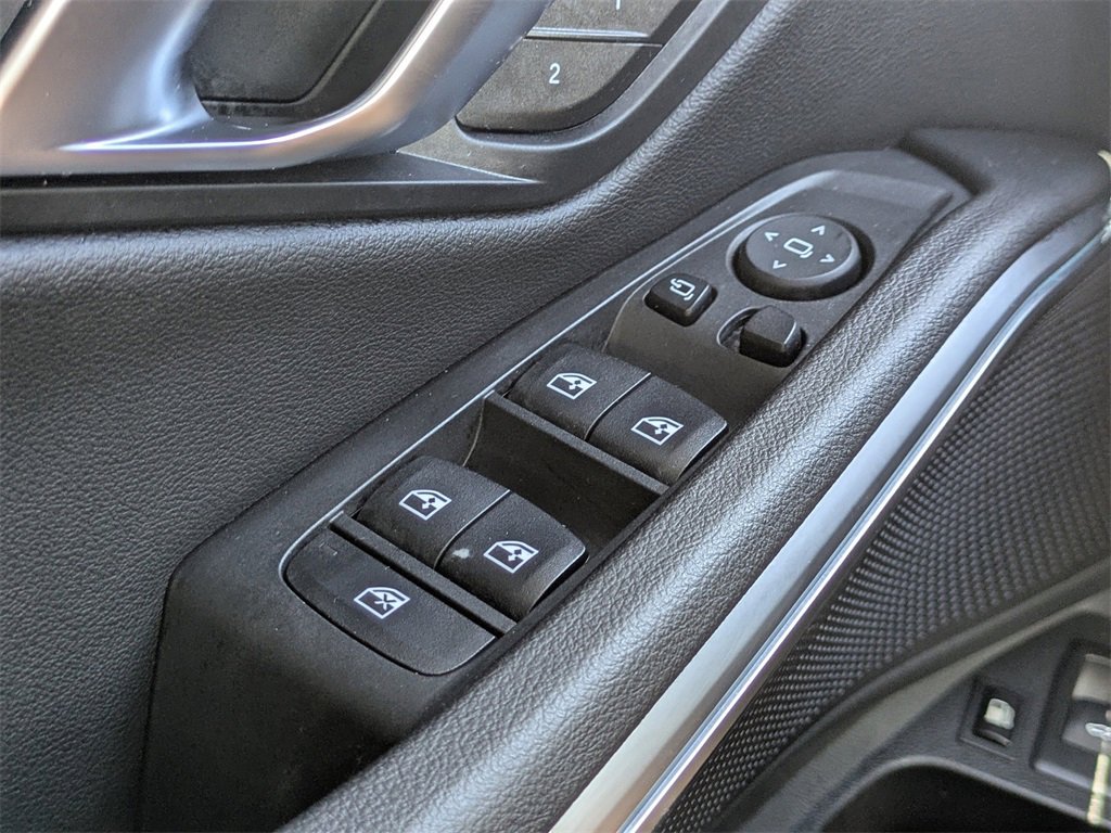 Used 2024 BMW 330e image 28