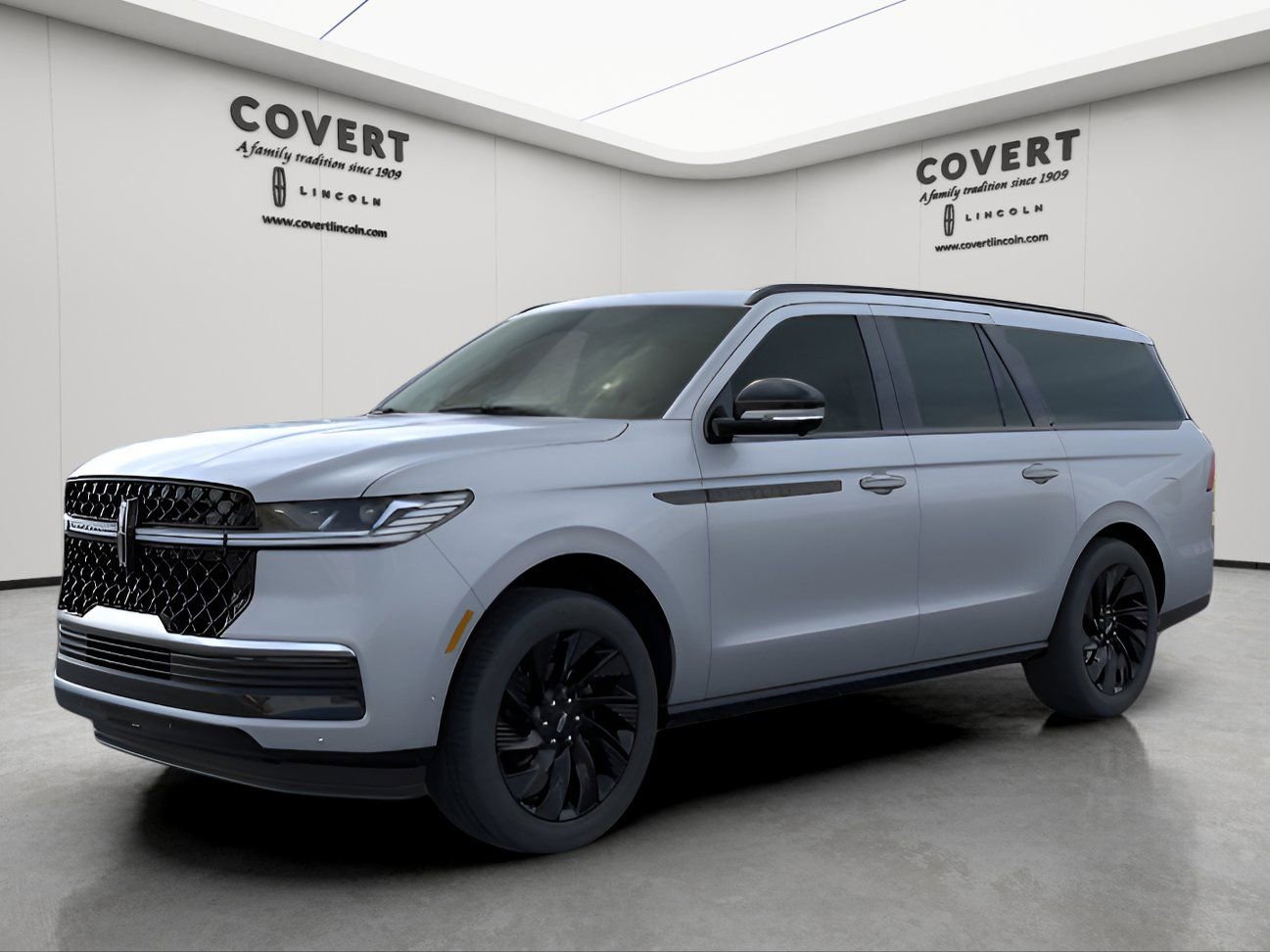 New 2025 Lincoln Navigator L Reserve w/ Jet Appearance Package