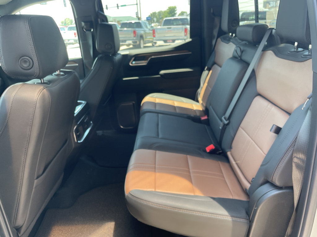 Used 2025 Chevrolet Silverado 1500 High Country w/ Z71 Off-Road Package image 20