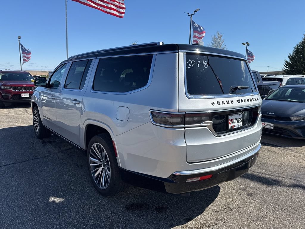 Used 2024 Jeep Grand Wagoneer L Series III AWD/4WD image 5