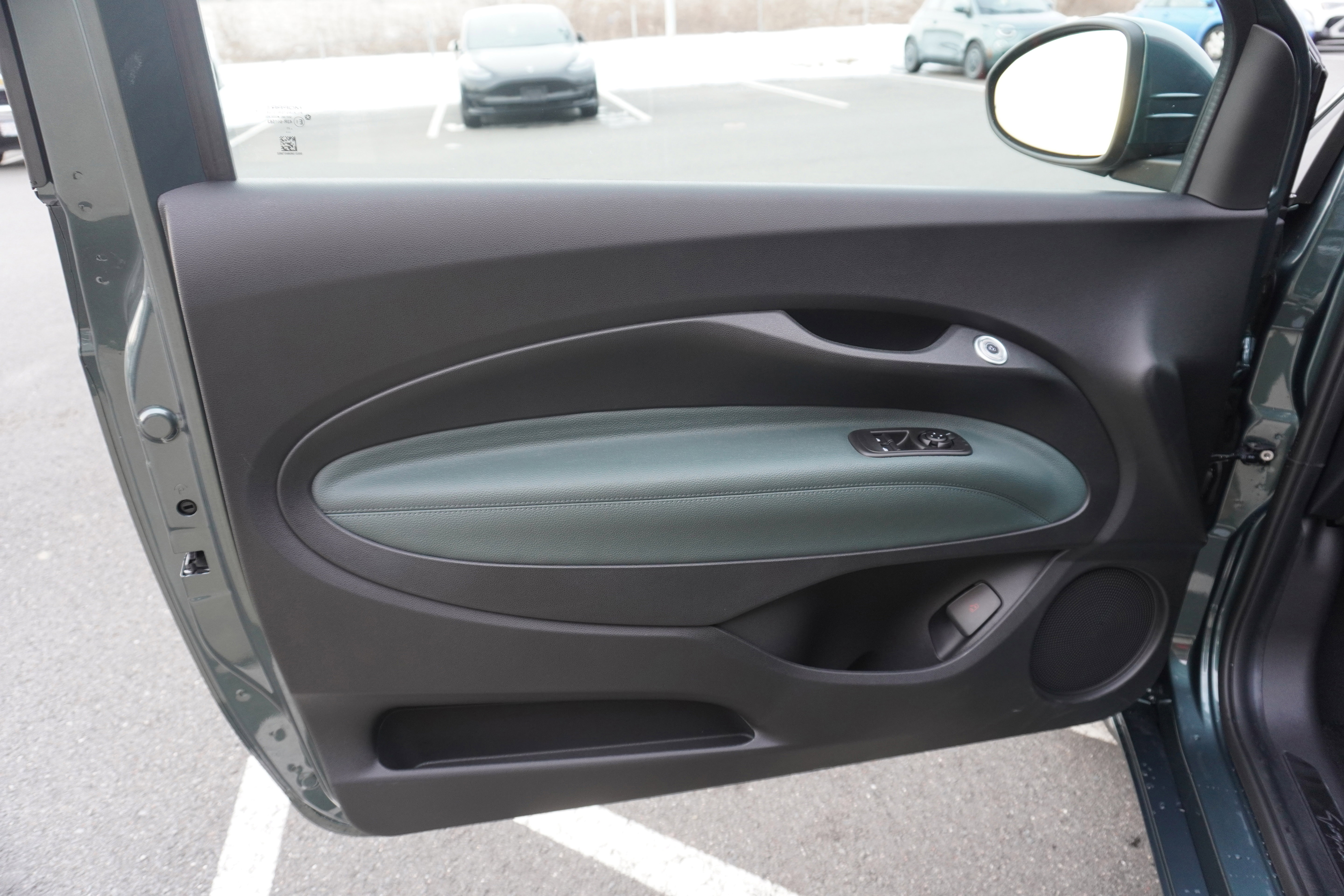 New 2025 FIAT 500 e image 13