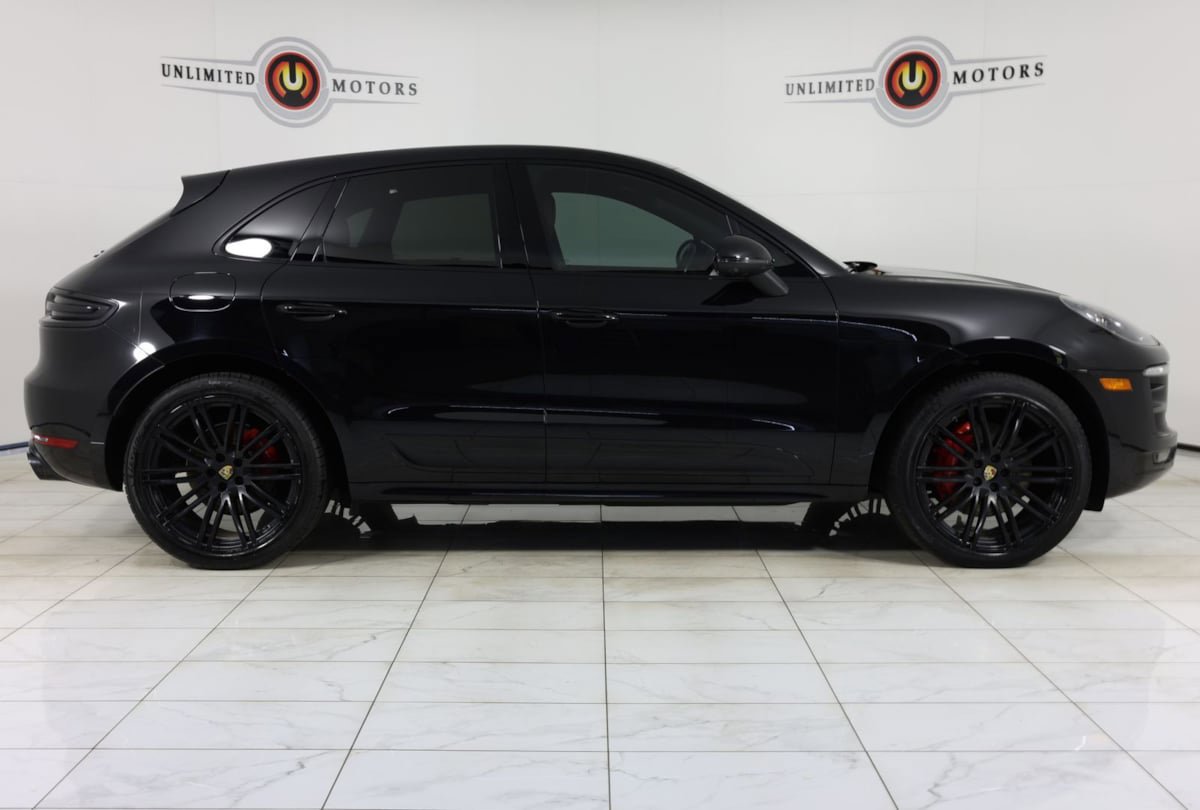Used 2017 Porsche Macan GTS AWD/4WD image 2