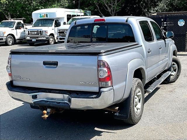 Used 2015 Toyota Tacoma 4x4 Double Cab w/ SR5 Package image 4