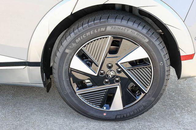 New 2026 Hyundai Ioniq 5 Limited RWD image 8