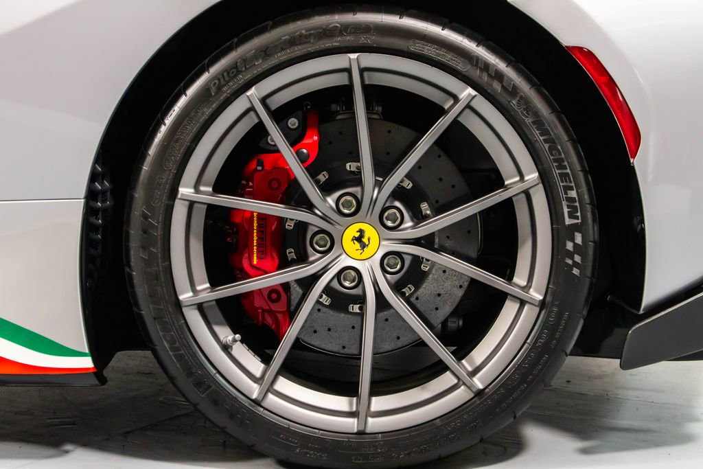 Used 2020 Ferrari 488 Pista Base image 65