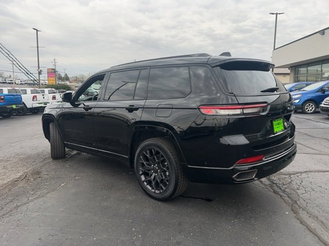 Used 2024 Jeep Grand Cherokee L Summit image 4