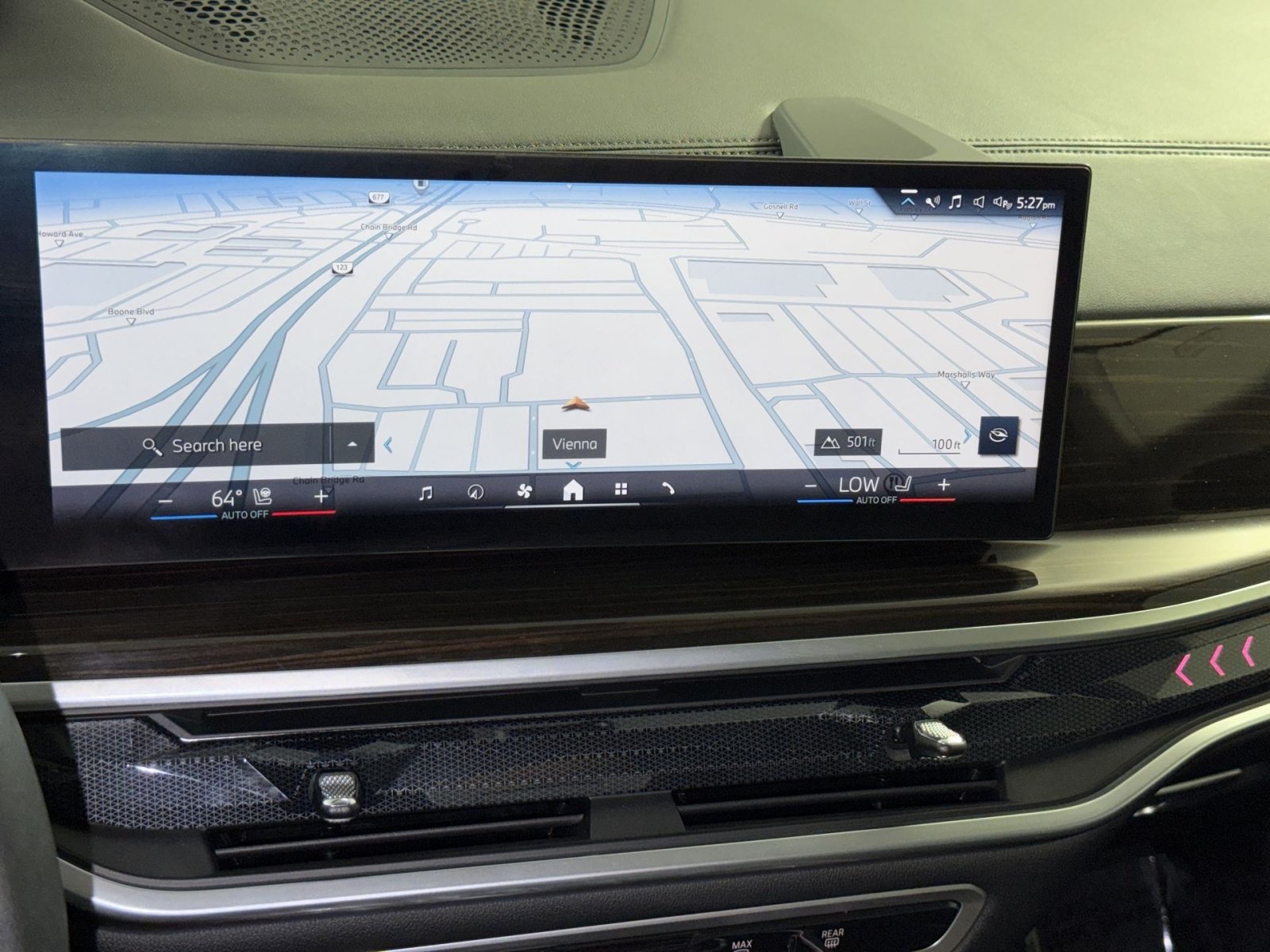 Used 2024 BMW X7 xDrive40i w/ Climate Comfort Package AWD/4WD image 20