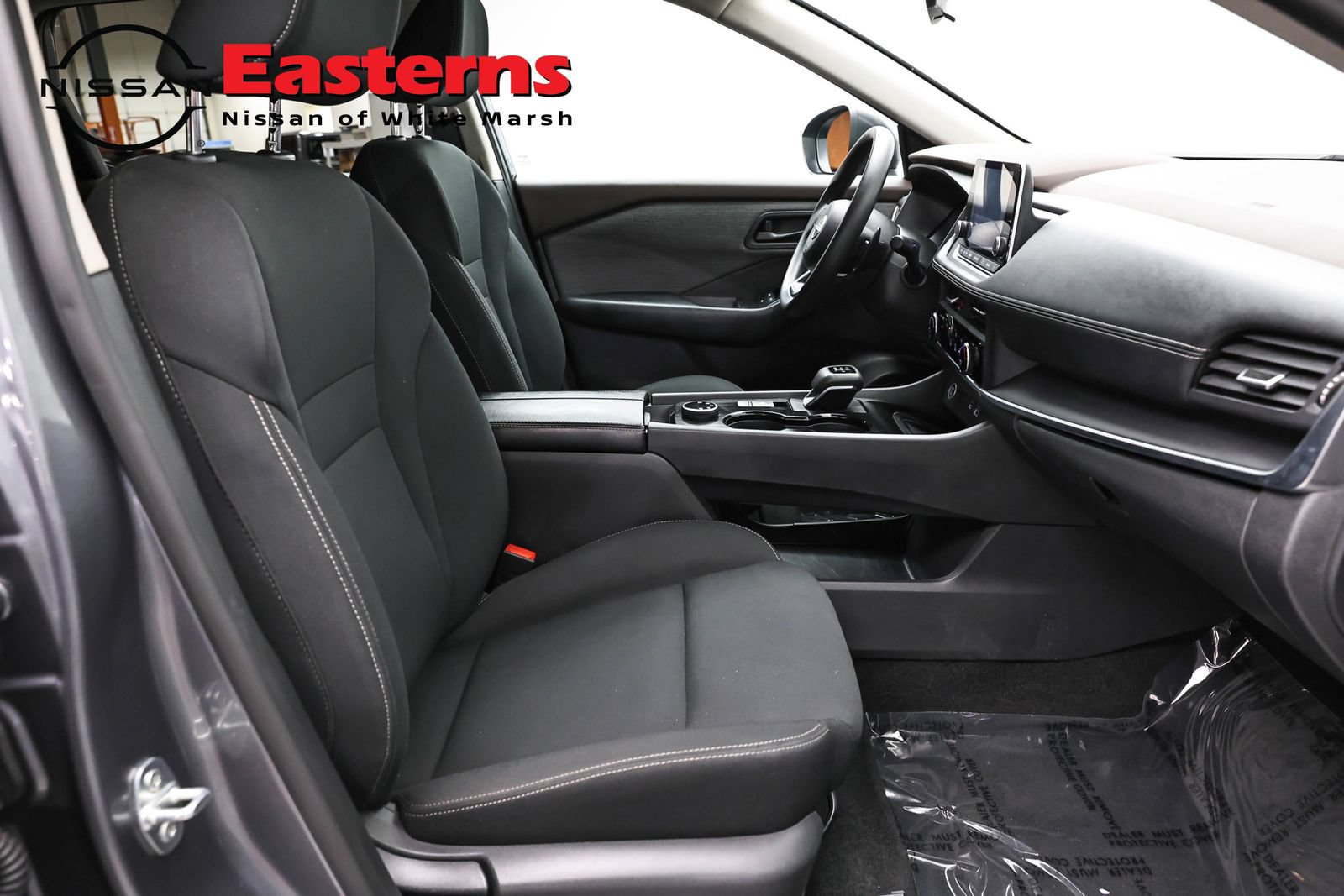 Used 2023 Nissan Rogue S AWD/4WD image 24