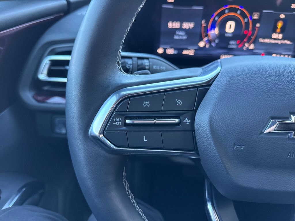 Used 2024 Chevrolet Traverse Z71 image 27