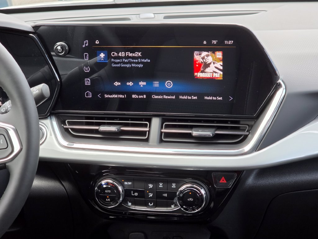 New 2026 Chevrolet Trax LT w/ Driver Confidence Package FWD image 18