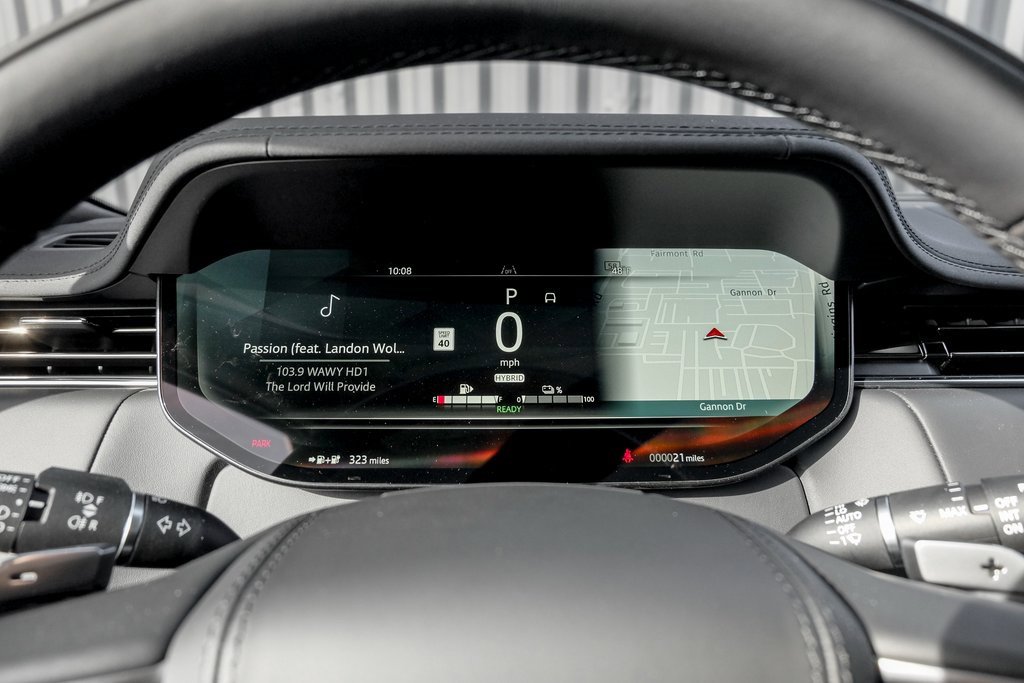 New 2025 Land Rover Range Rover SE image 11