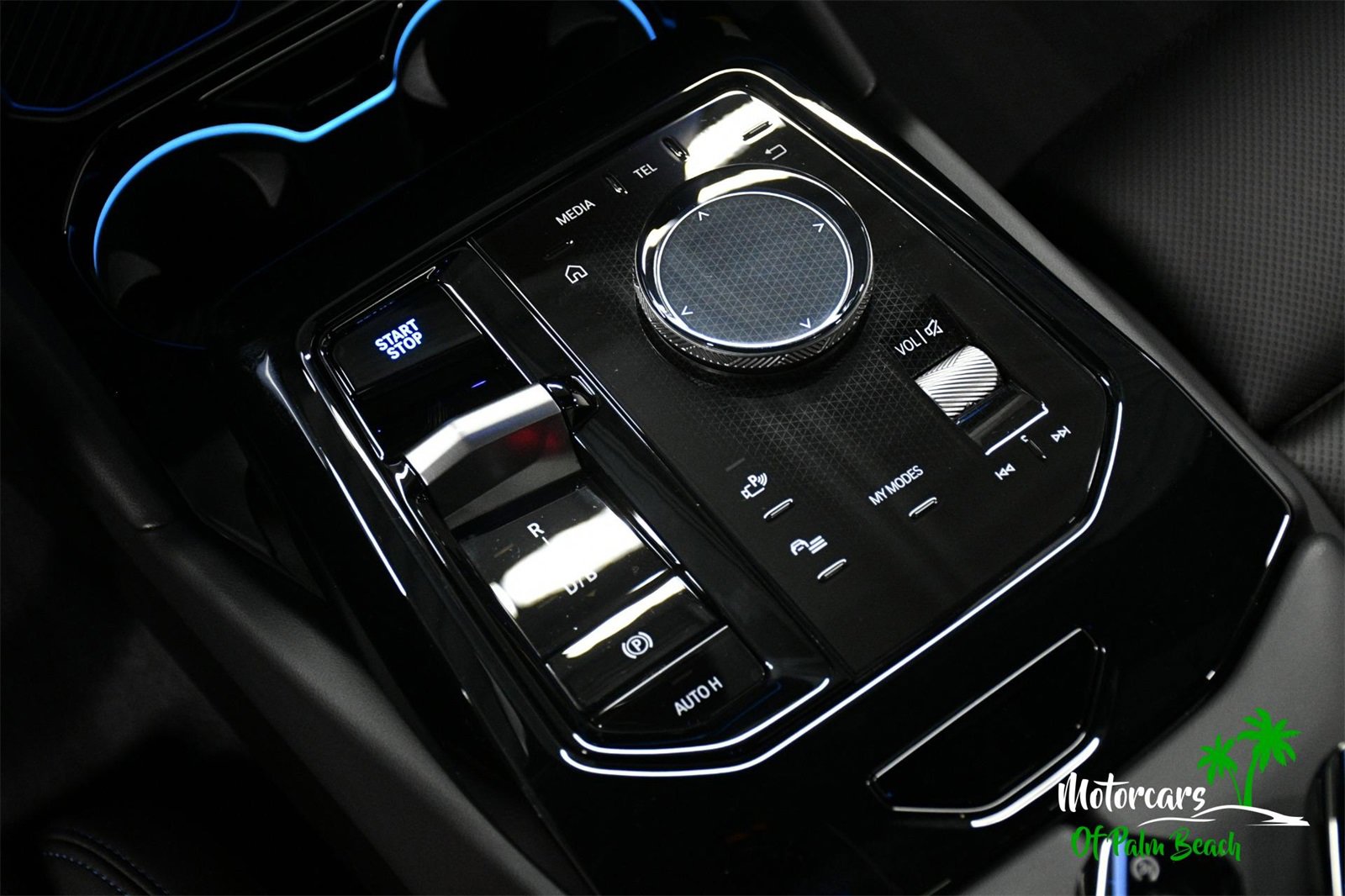 Used 2025 BMW i5 M60 w/ Premium Package image 40