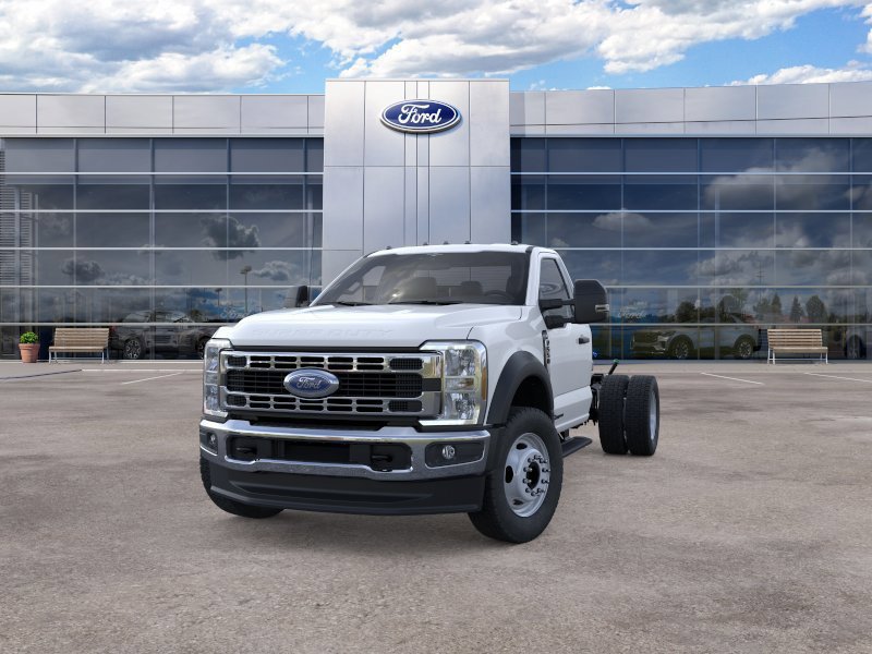 New 2026 Ford F550 4x4 Regular Cab Super Duty w/ XL Chrome Package image 2