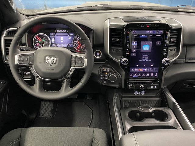 New 2026 RAM 1500 4x4 Crew Cab image 5