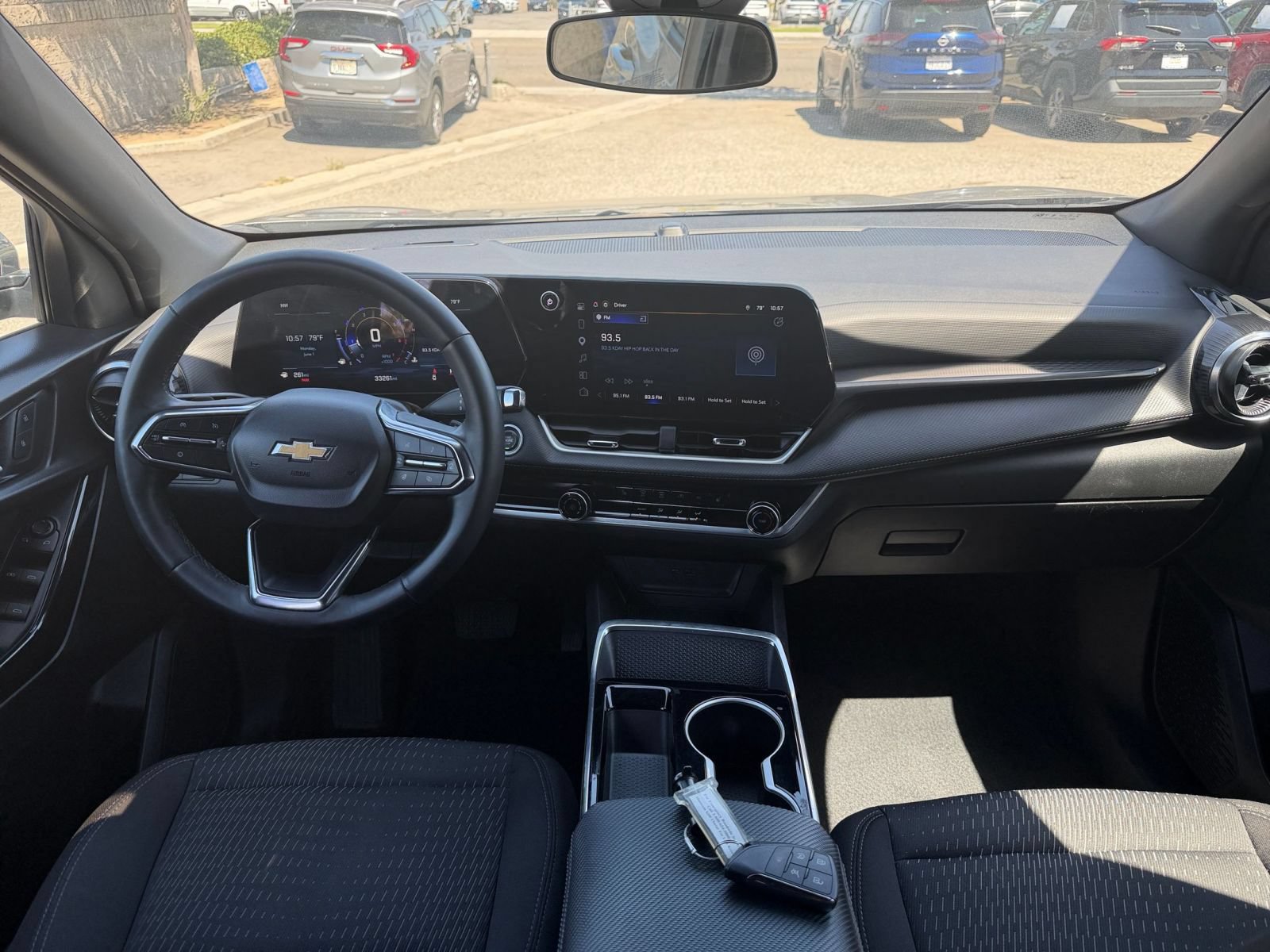 Used 2025 Chevrolet Equinox LT FWD image 34
