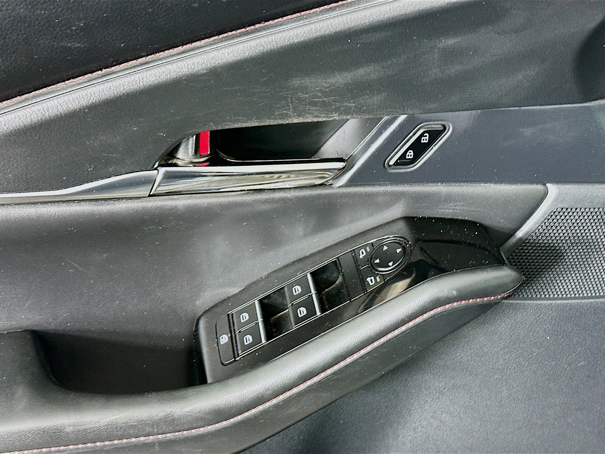 Used 2023 MAZDA CX-30 AWD 2.5 S w/ Preferred Package image 15