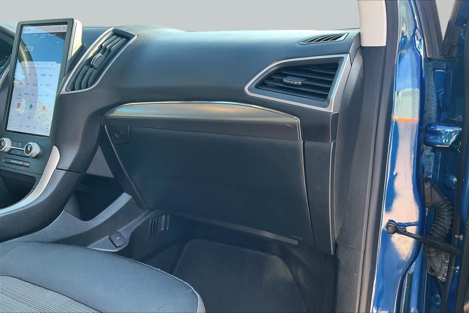 Used 2022 Ford Edge SEL AWD/4WD image 19