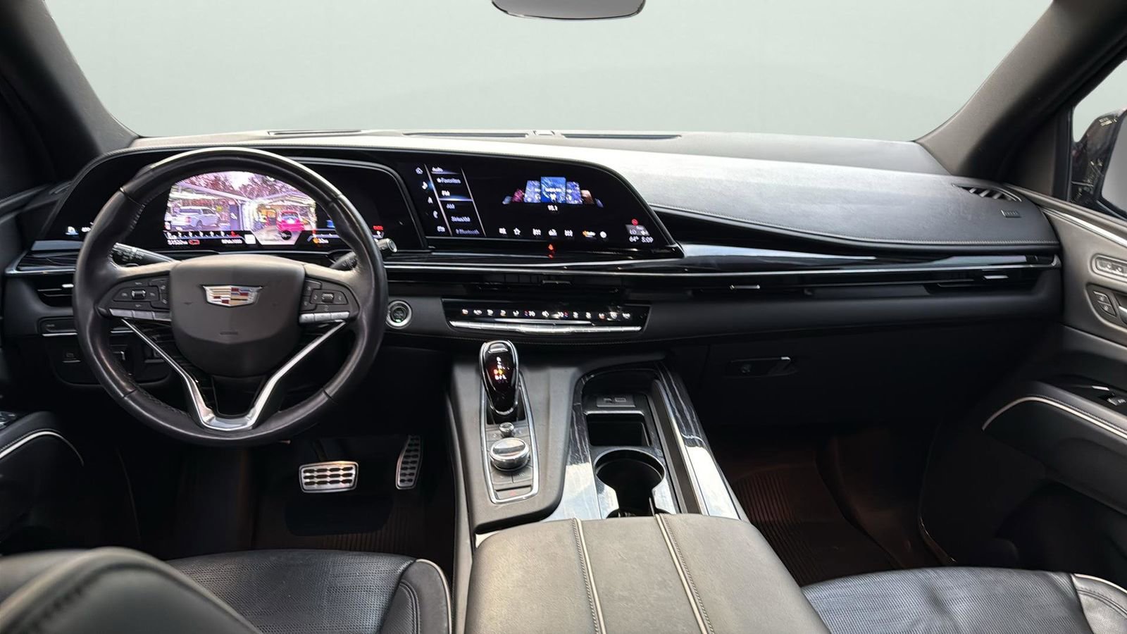 Used 2022 Cadillac Escalade Sport w/ Heavy-Duty Trailer Package image 22