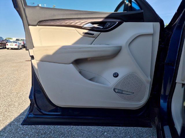Used 2023 Buick Envision Avenir FWD image 13