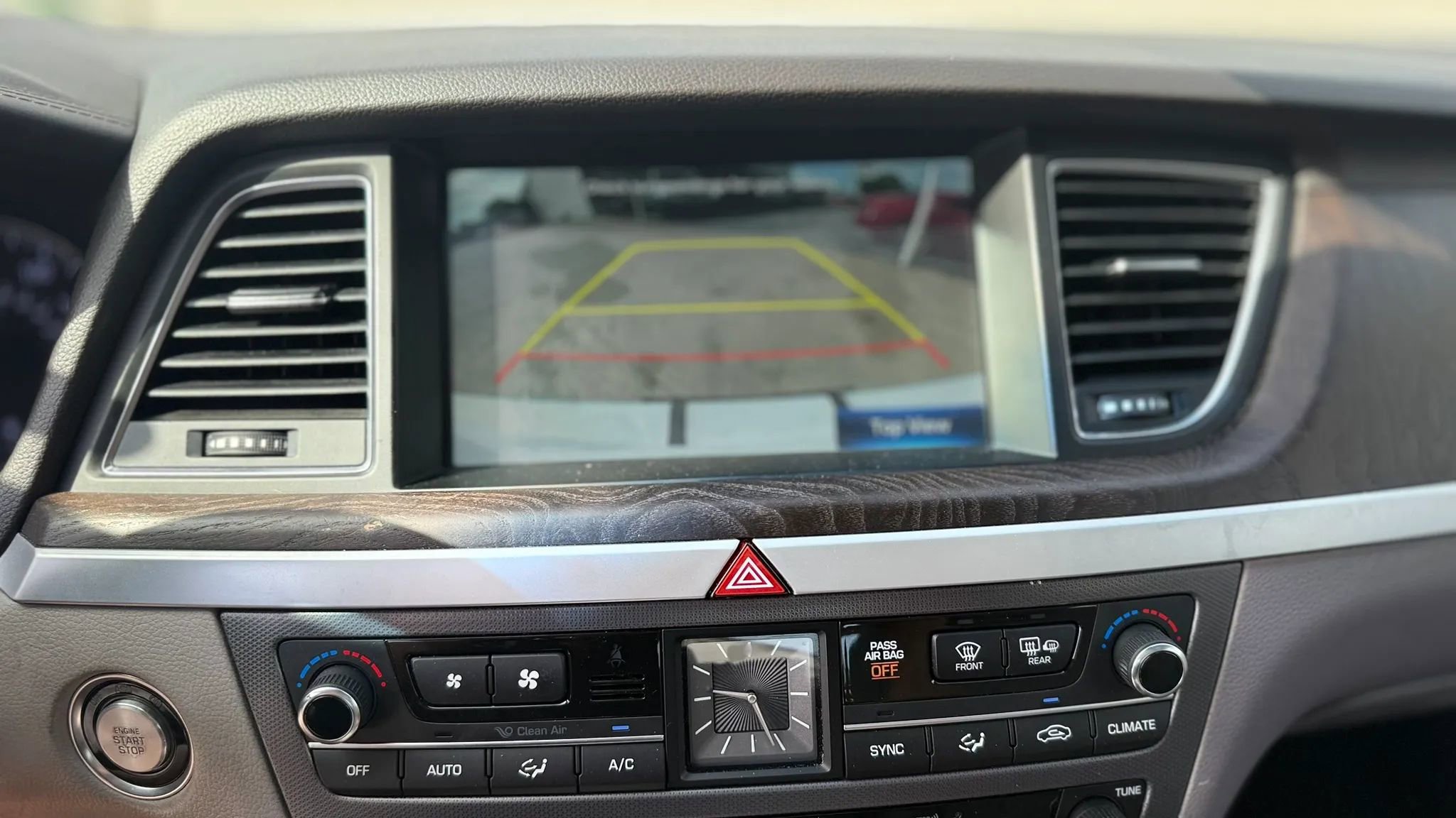 Used 2015 Hyundai Genesis 5.0 w/ Option Group 05 image 14