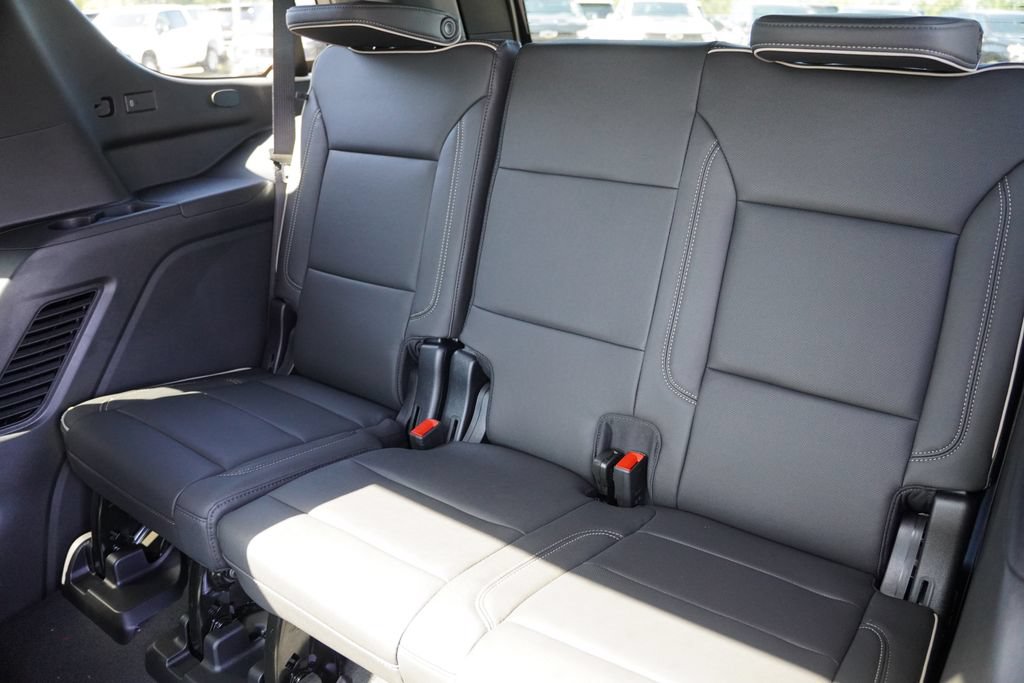 New 2026 Chevrolet Tahoe Premier w/ Sun And Tow Package AWD/4WD image 13