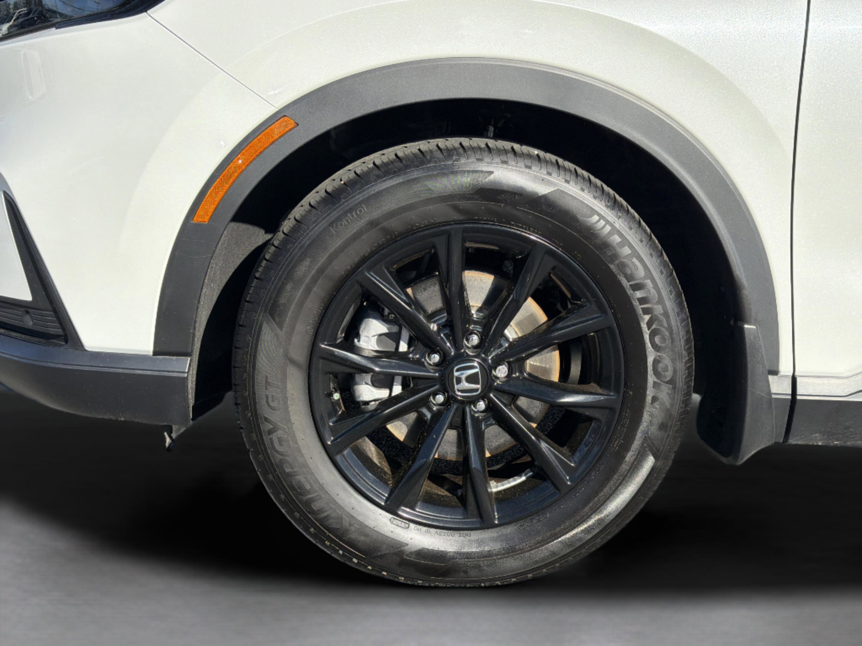 Certified 2025 Honda CR-V Sport-L image 12