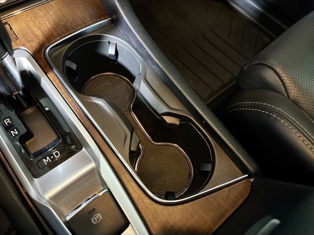 Used 2024 Subaru Ascent Touring image 15