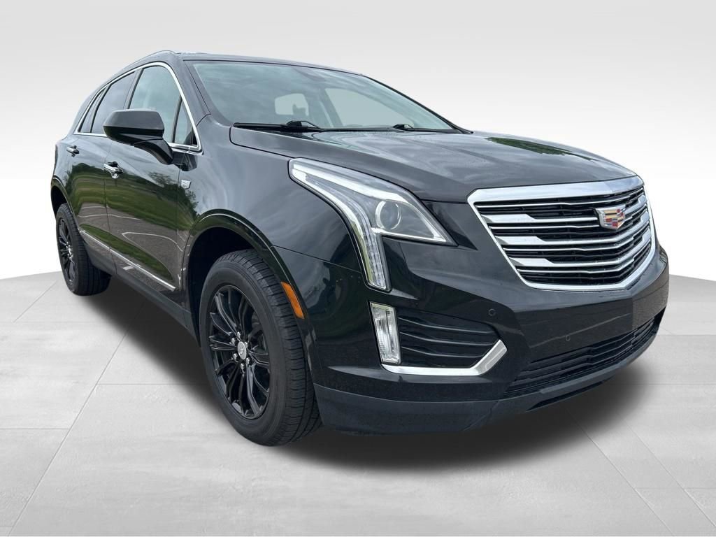 Used 2017 Cadillac XT5 Luxury w/ Driver Awareness Package AWD/4WD image 8