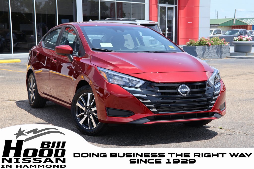 New 2025 Nissan Versa SV w/ Trunk Package