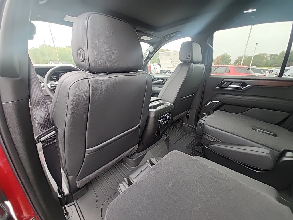 New 2026 GMC Yukon Denali w/ Sun & Power Step Package image 15