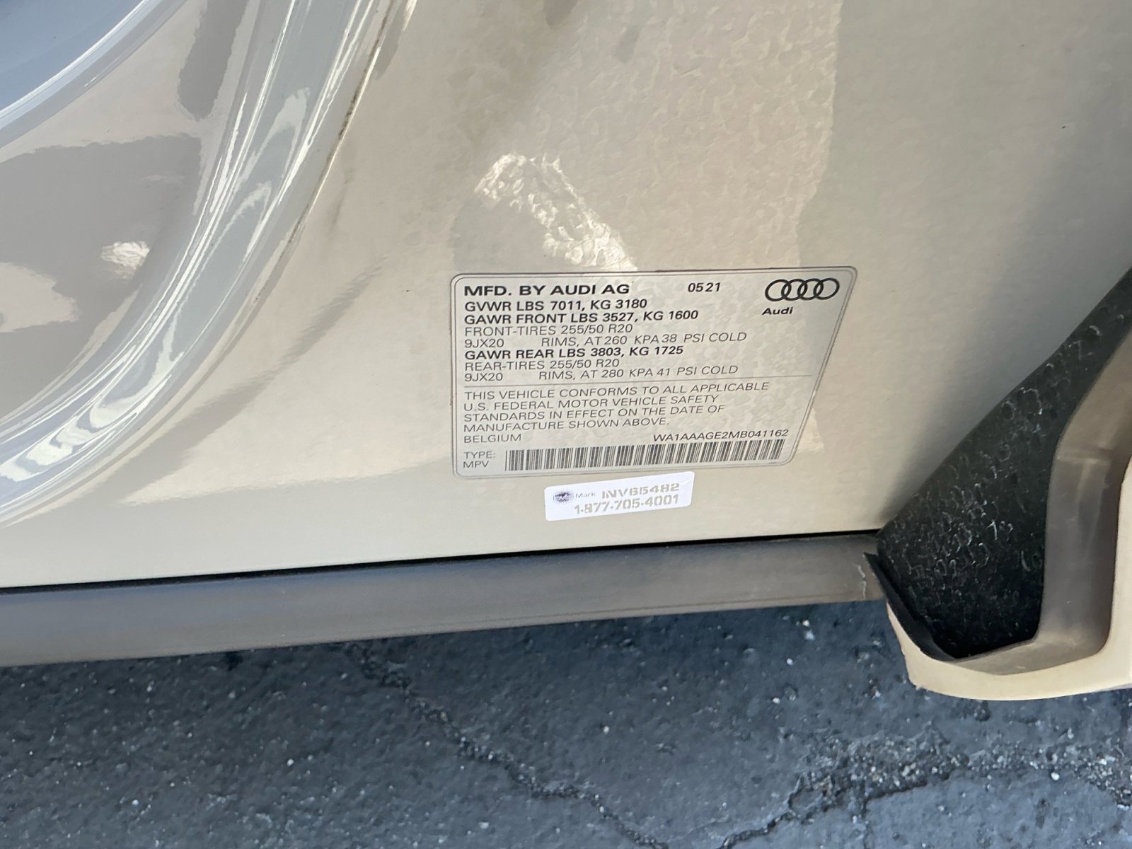 Used 2021 Audi e-tron Premium w/ Convenience Plus Package image 27