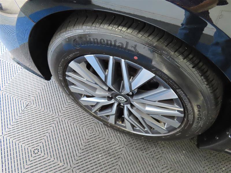Used 2023 Nissan Altima 2.5 SV FWD image 6