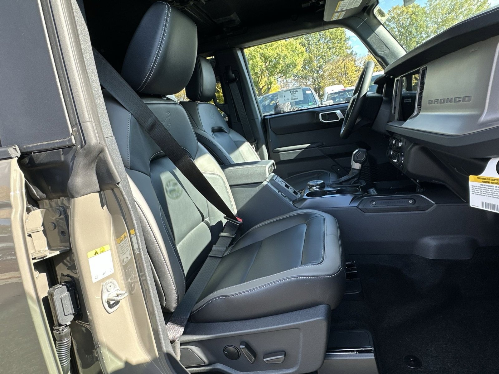 New 2025 Ford Bronco Outer Banks image 36