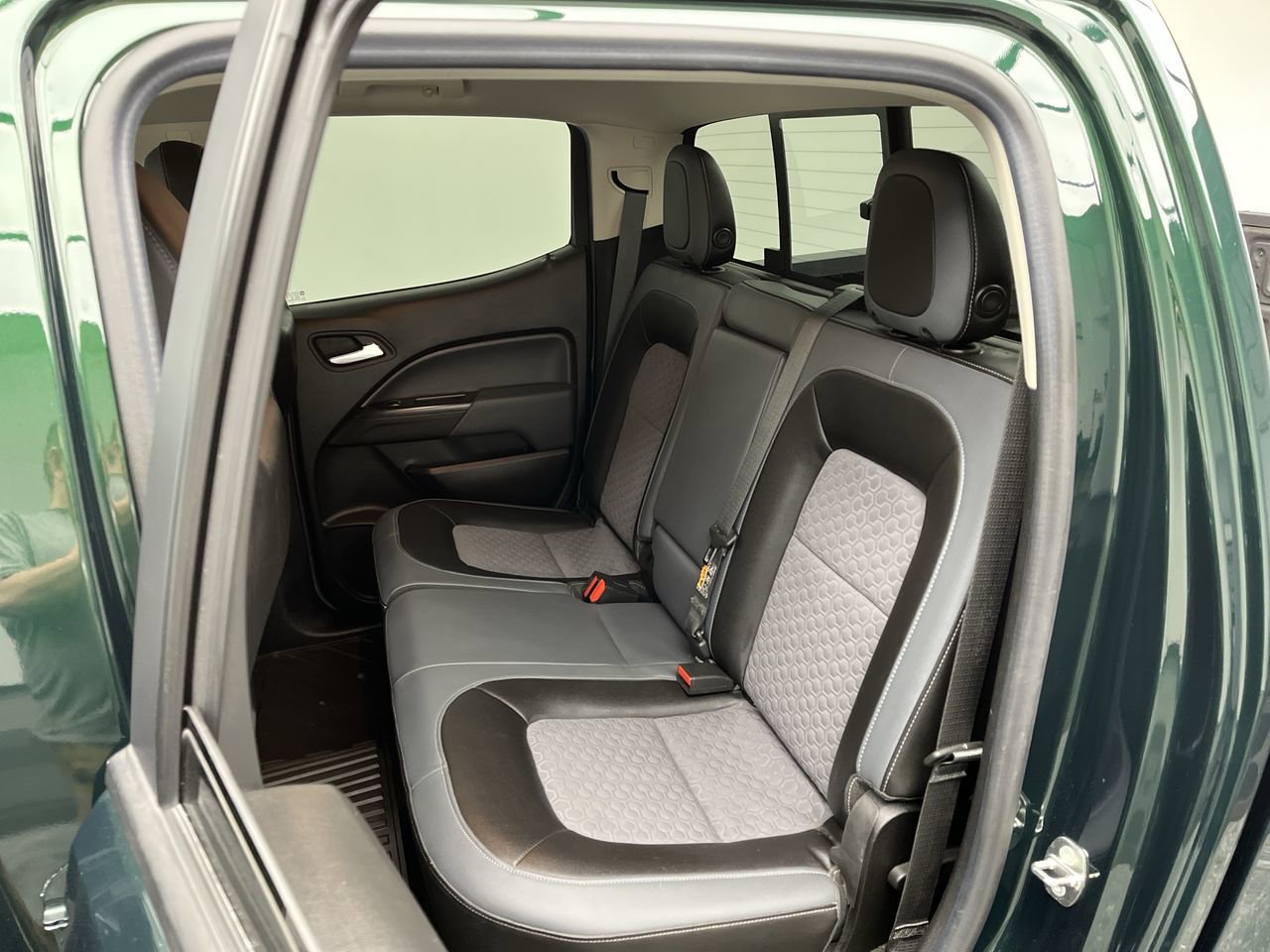 Used 2016 Chevrolet Colorado Z71 image 11