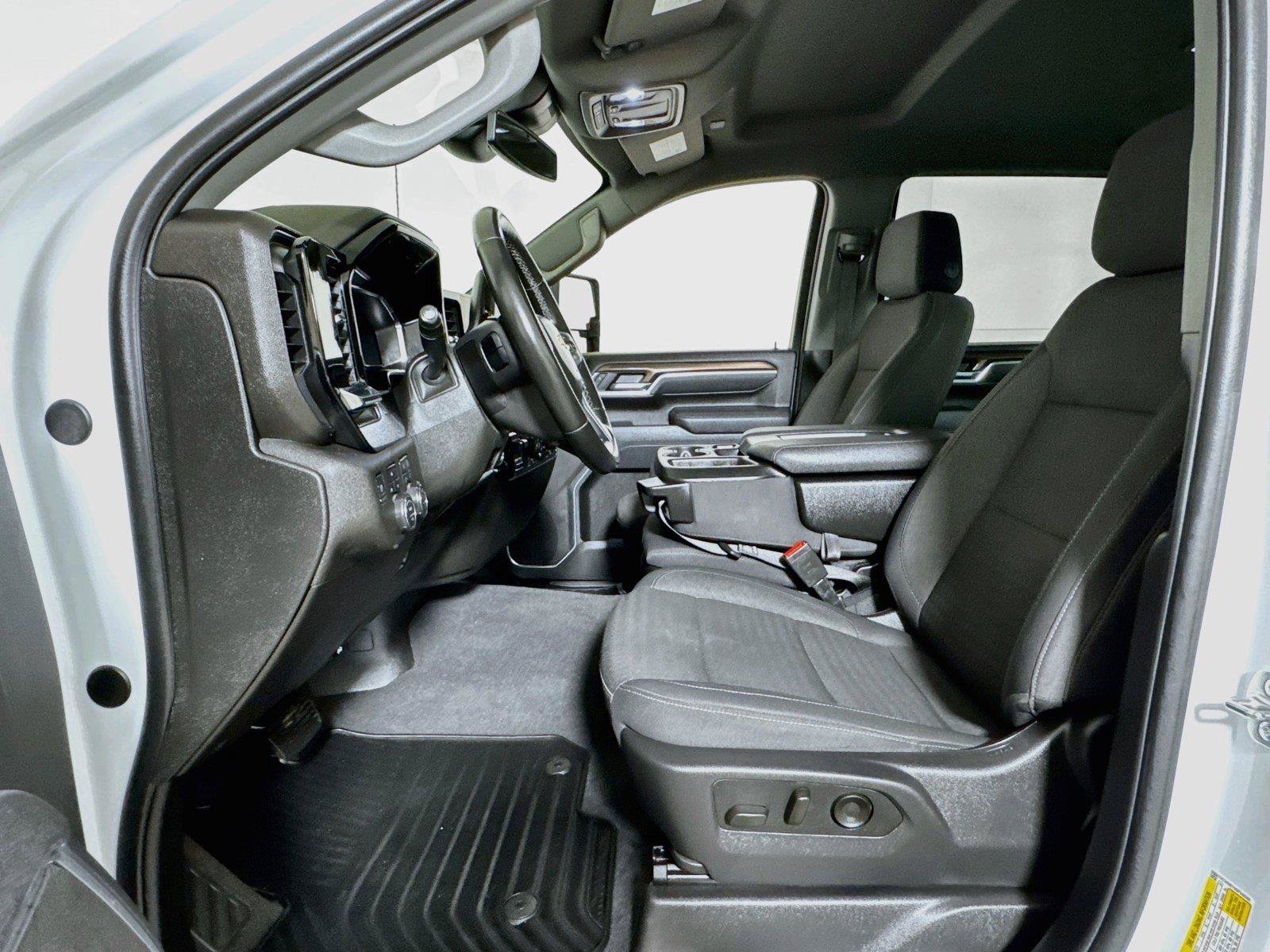 Certified 2025 Chevrolet Silverado 2500 LT w/ Safety Package AWD/4WD image 19