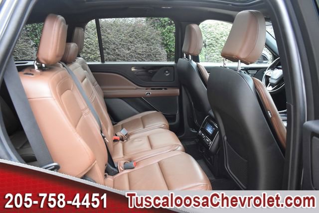 Used 2022 Lincoln Aviator Reserve image 28