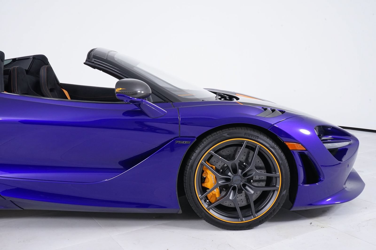 Used 2025 McLaren 750S Spider RWD image 15