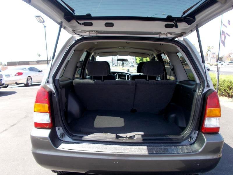 Used 2003 MAZDA Tribute LX image 14
