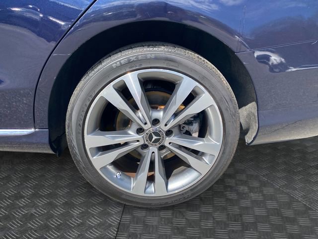 Used 2018 Mercedes-Benz C 300 4MATIC Sedan image 33