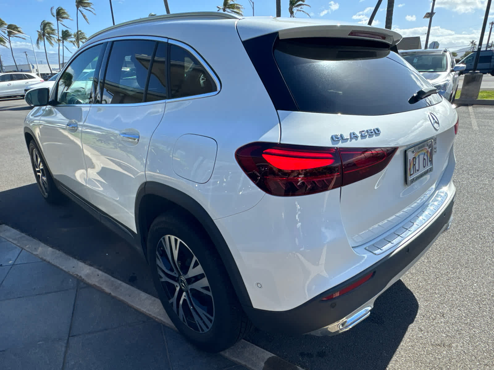 Used 2025 Mercedes-Benz GLA 250 4MATIC image 10