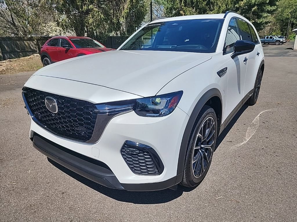 Certified 2025 MAZDA CX-70 Plug-In Hybrid w/ Premium Plus AWD/4WD image 1