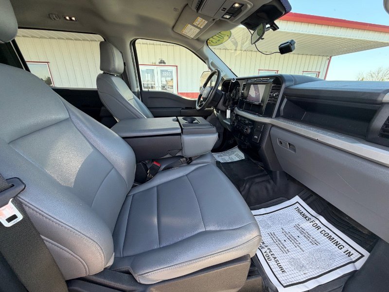 Used 2023 Ford F550 4x4 Crew Cab Super Duty w/ XL Chrome Package image 10