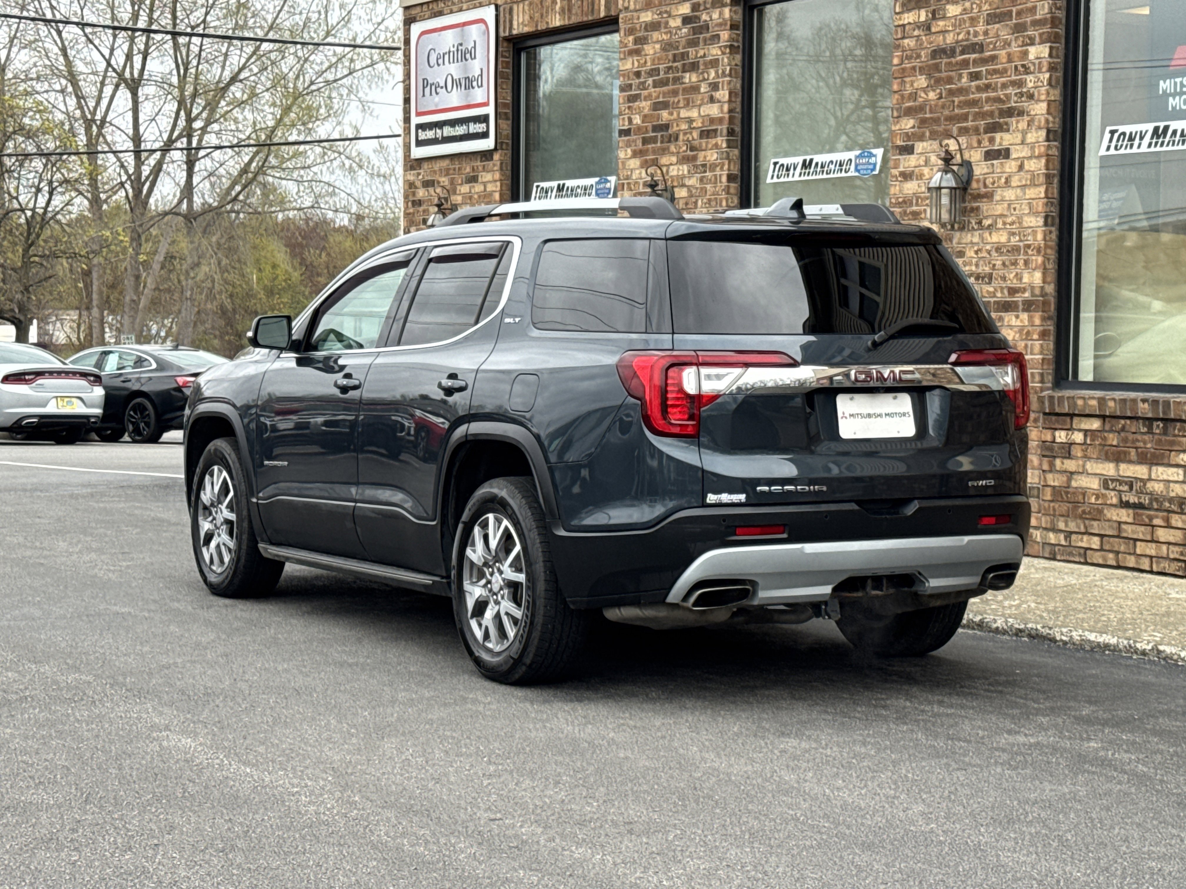 Used 2020 GMC Acadia SLT w/ Premium Package AWD/4WD image 5