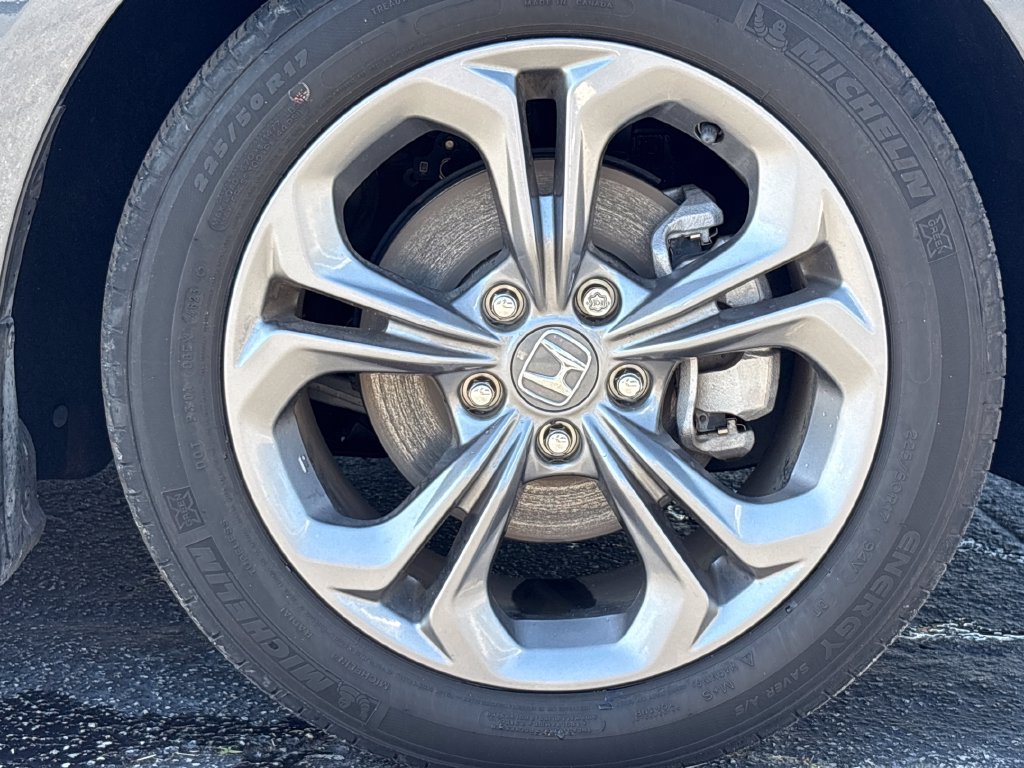 Used 2024 Honda Accord EX image 25