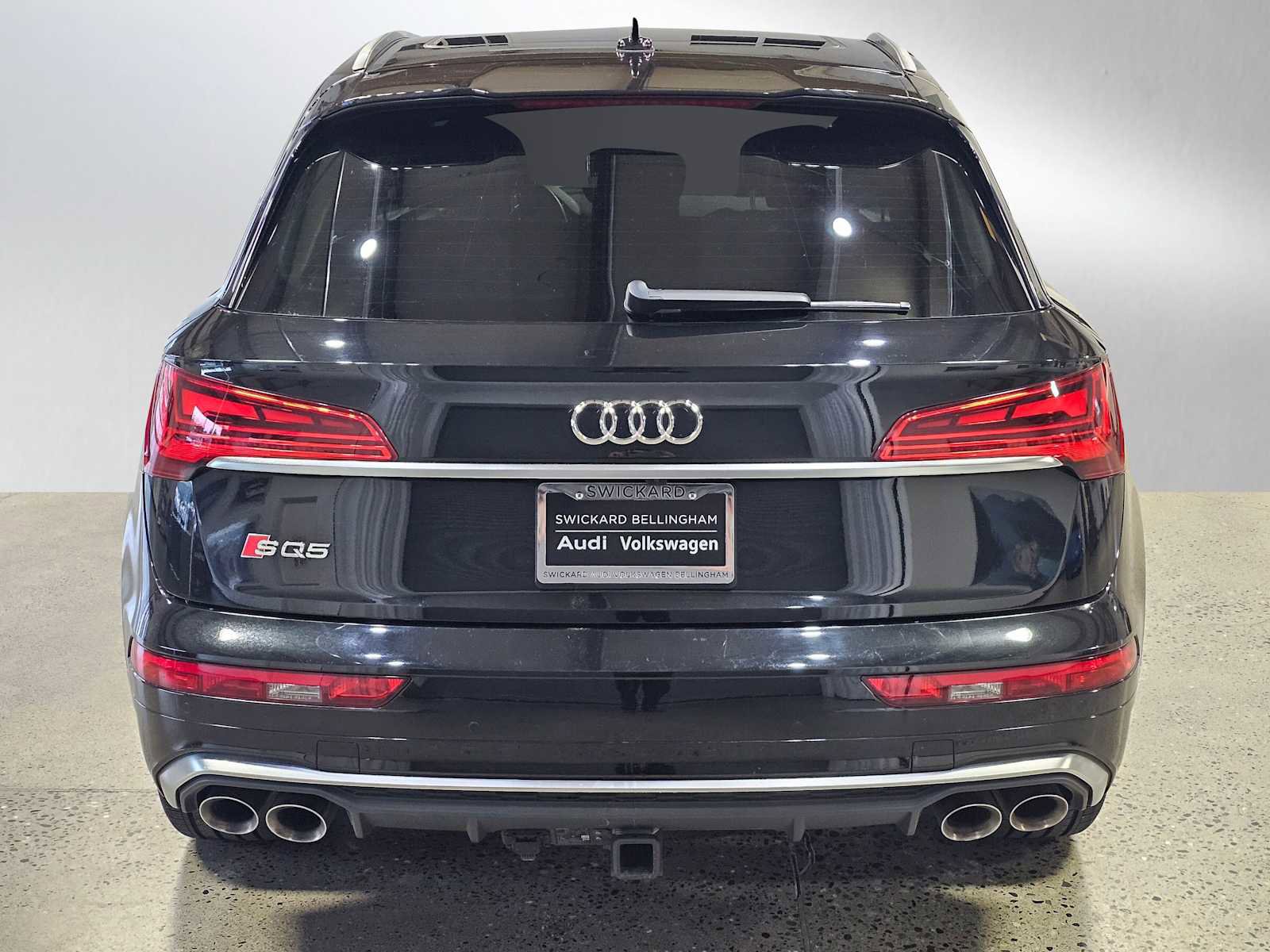 Used 2023 Audi SQ5 Premium w/ Convenience Package image 6