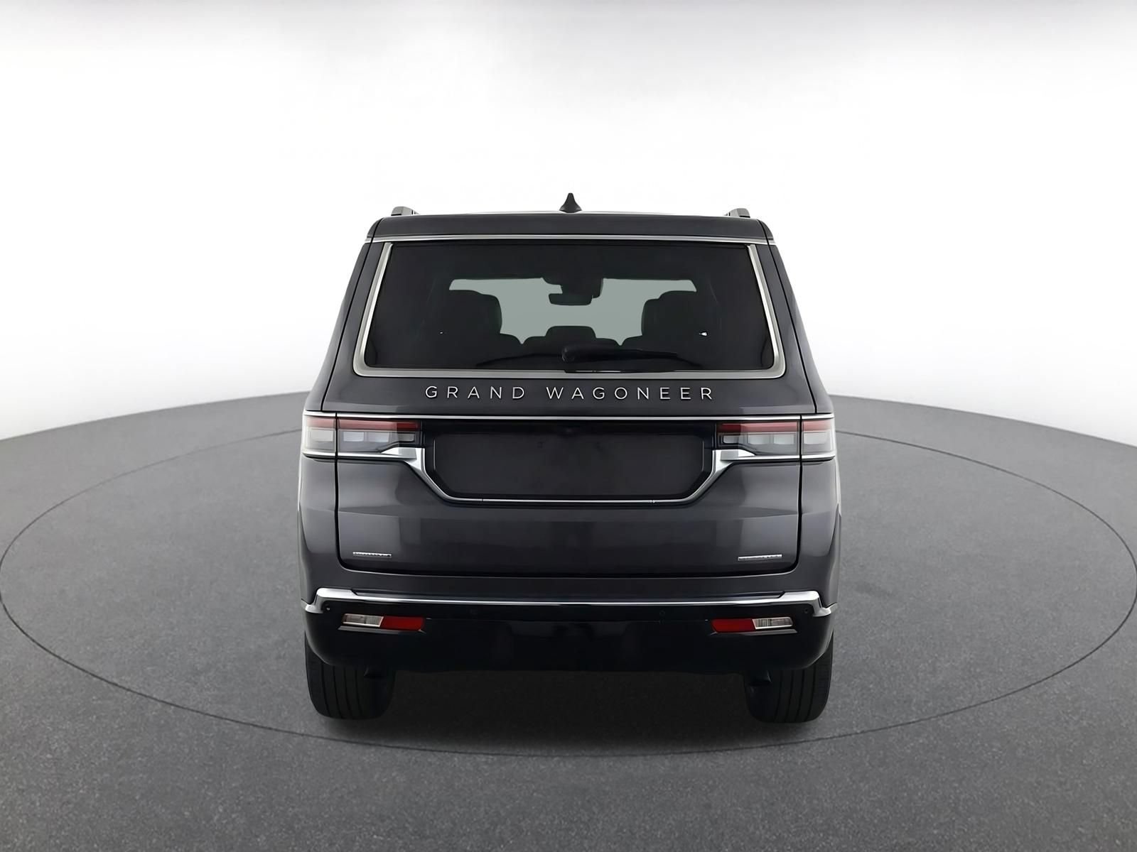 Used 2023 Jeep Grand Wagoneer Series II AWD/4WD image 8