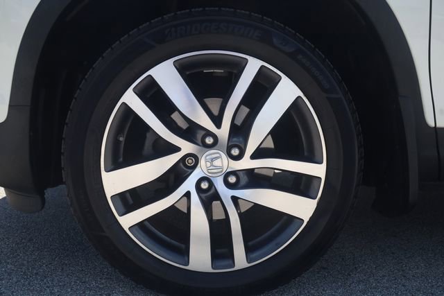 Used 2017 Honda Pilot Touring image 7
