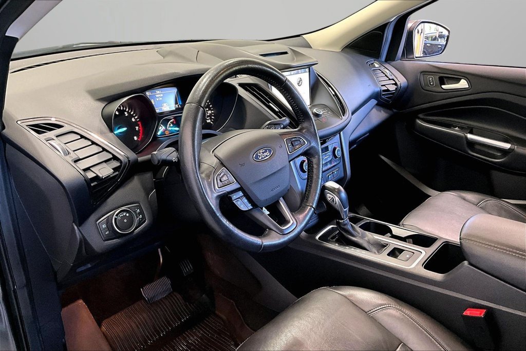 Used 2018 Ford Escape SEL AWD/4WD image 17