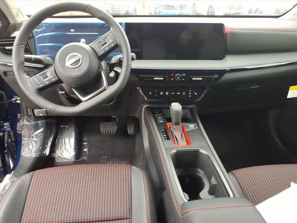 New 2026 Nissan Kicks SR image 9