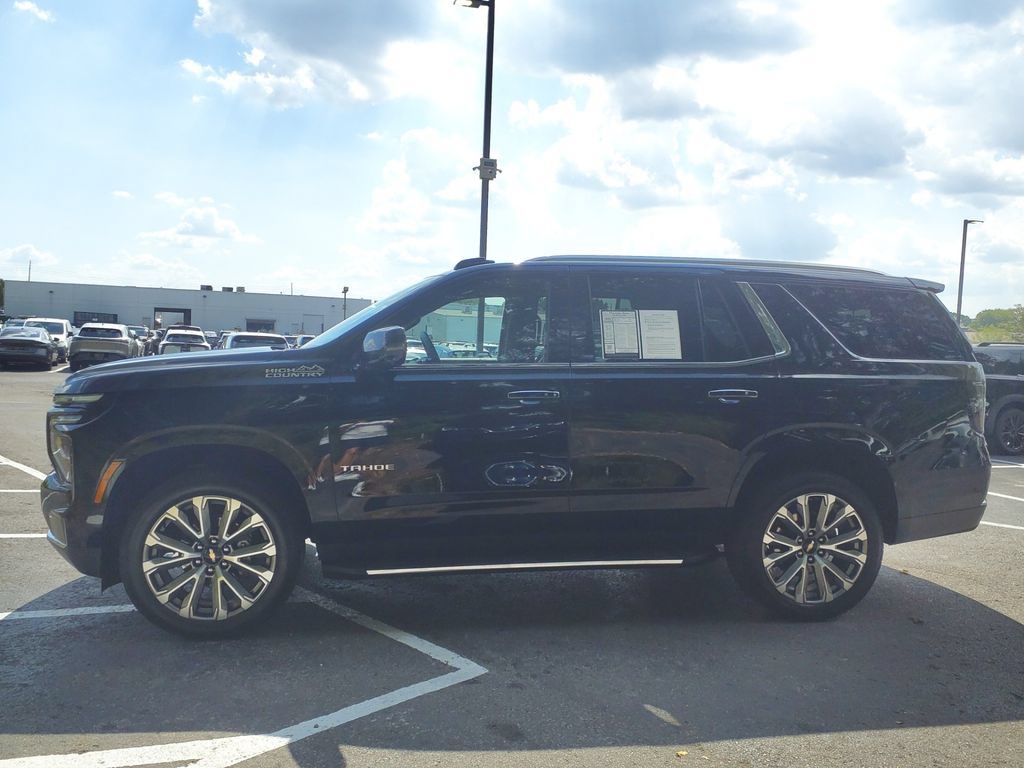 Used 2025 Chevrolet Tahoe High Country AWD/4WD image 4